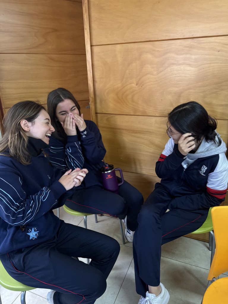 Inteligencia emocional en niñas y adolescentes: